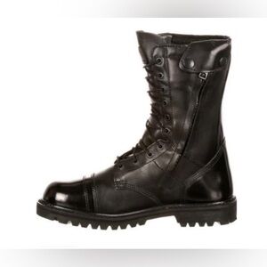 Rocky’s men’s jump boot size 8.5